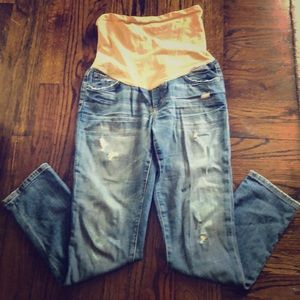 Maternity relaxed fit jeans.